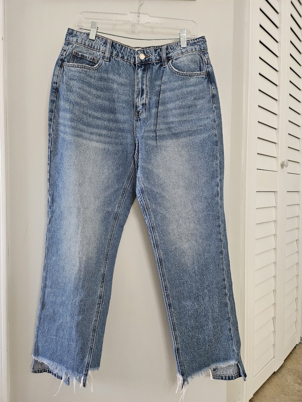 Vervet Blue | Cropped Straight-Leg Jeans - Picture 1 of 7